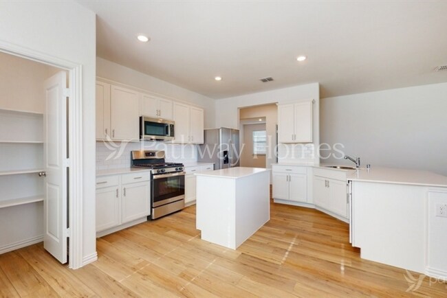 Foto del edificio - 944 Rusty Spur Ln