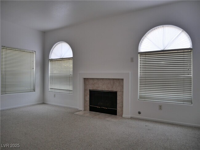 Foto del edificio - 9607 Quick Draw Dr