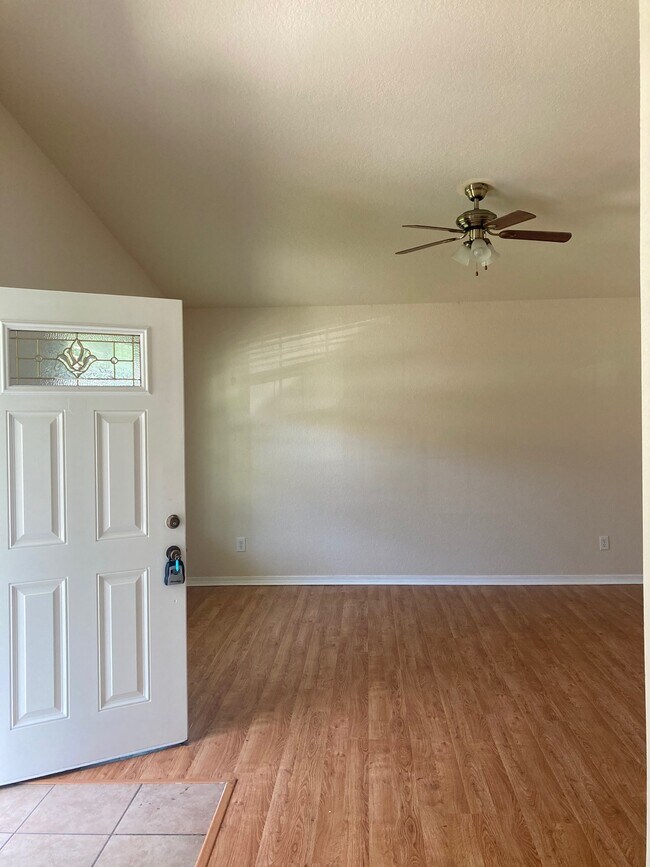 Foto del edificio - 6106 E Quitman St