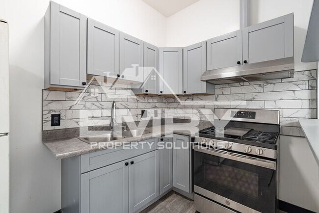 Foto del edificio - 942 S Gerhart Ave