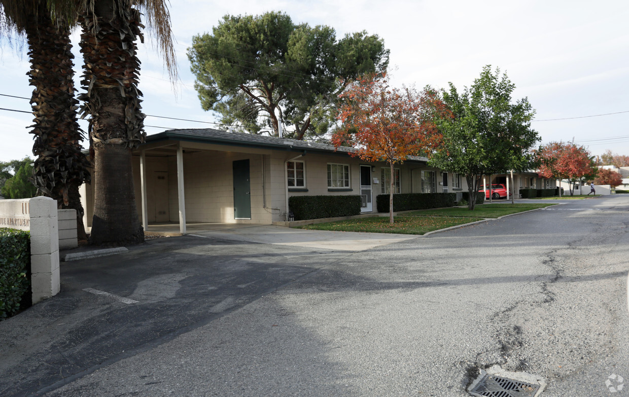 Primary Photo - Central Avenue Apartments