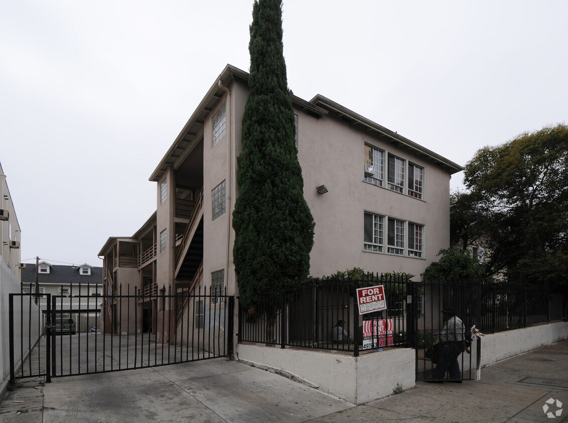 Primary Photo - 1216 S Bonnie Brae St