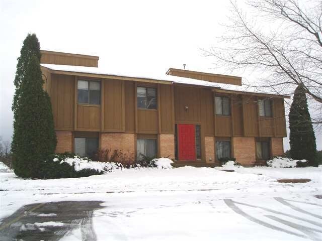 Foto principal - 7100 N Long Lake Rd