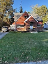 Building Photo - 4493 Telhurst Rd