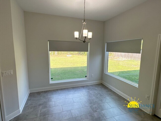 Foto del edificio - Beautiful 4 Bedroom Home in the Heart of Navarre!