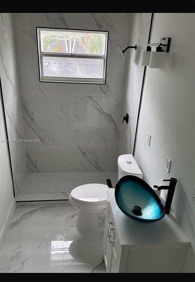 Foto del edificio - 3101 SW 22nd Ct