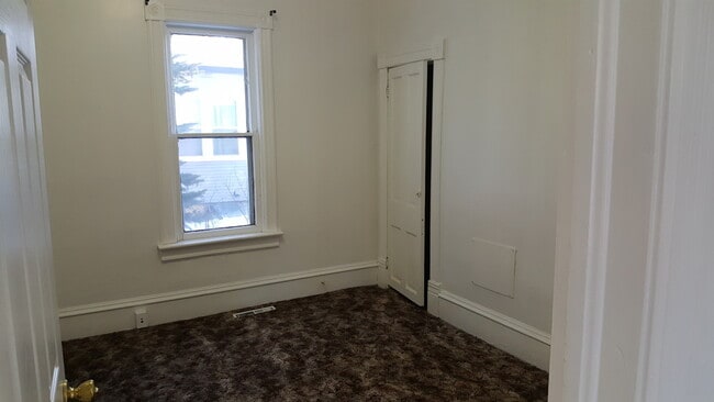 Building Photo - 1702 Norwood St