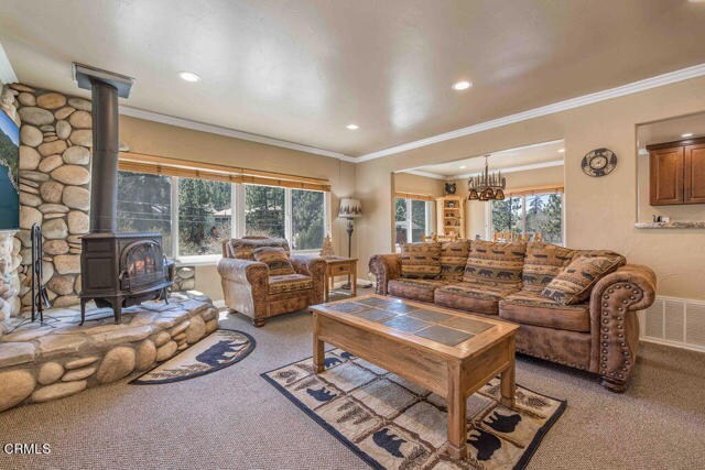 Foto del edificio - 43170 Moonridge Rd
