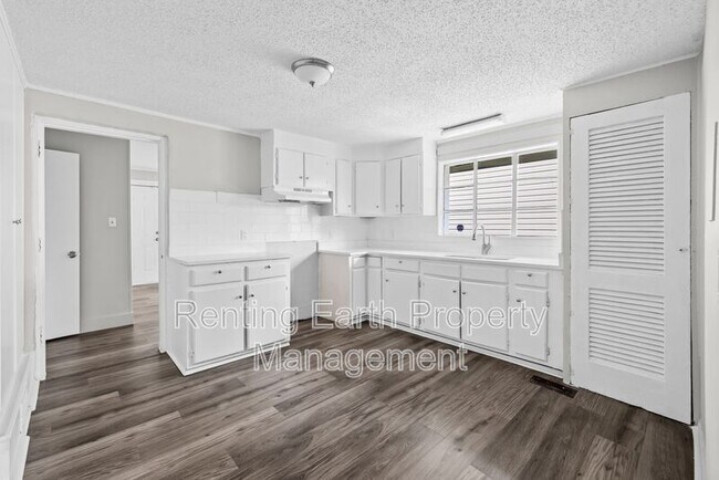 Foto del edificio - 1908 14th Pl SW