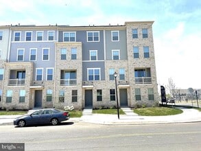 Building Photo - 24161 Pissarro Dr