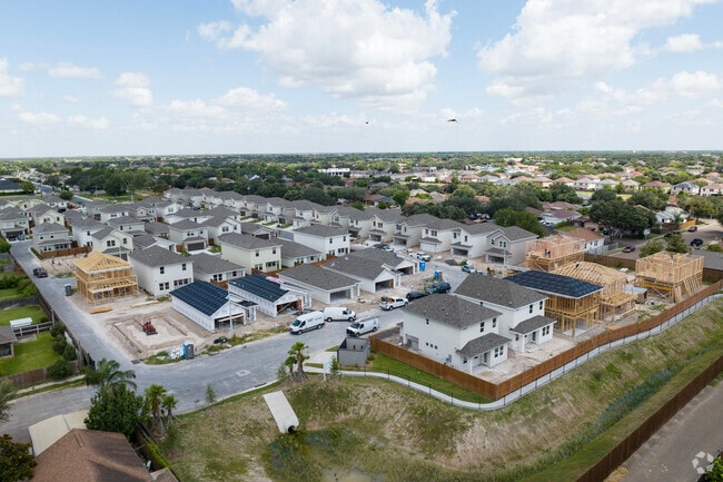Aerial Context - Villas on Ware