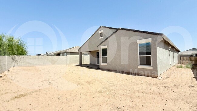 Building Photo - 44554 W Palo Olmo Rd