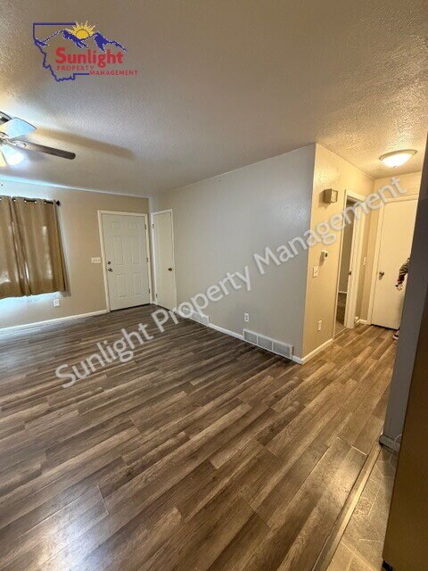 Foto del edificio - Charming 2-Bedroom Duplex in the Heights – Billings, MT