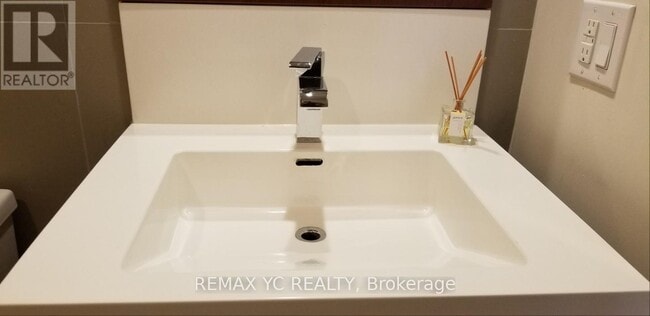 Photo du bâtiment - 2 Anndale Dr