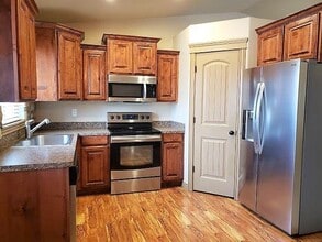 Building Photo - 3384 W 4225 S