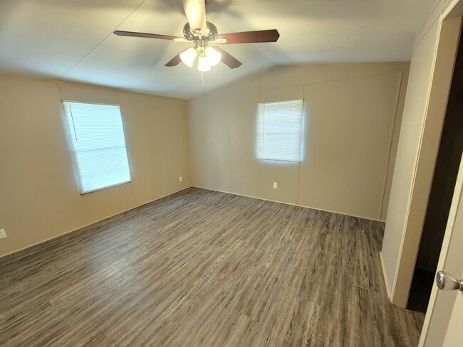 Building Photo - 20223 Perrilloux Rd