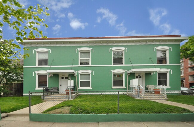 Turn of century building - 1863 N Clarkson St