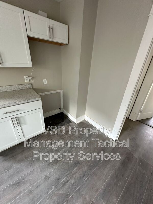 Foto del edificio - 10816 Grandview Ave