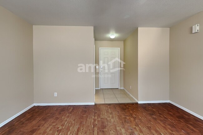 Foto del edificio - 3279 S Bowman Rd