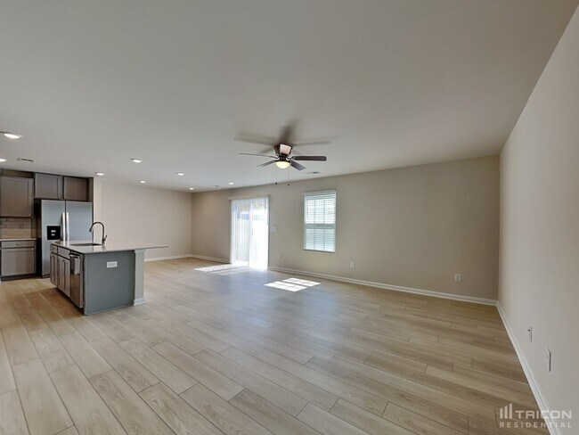 Building Photo - 317 Anna Gray Circle Easley SC