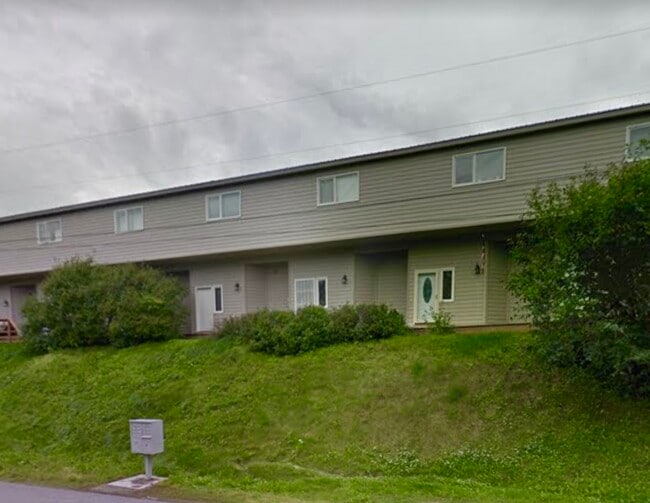 Middle unit - 1072 E Westpoint Dr