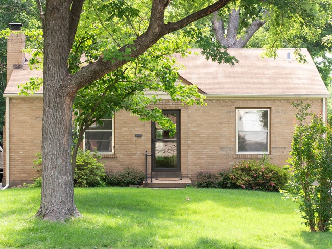 Building Photo - 340 Calvert Ave