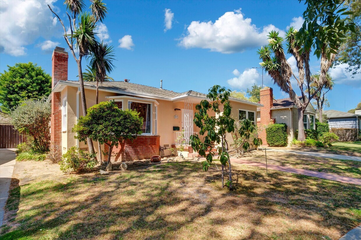 Foto principal - 2511 Castle Heights Ave