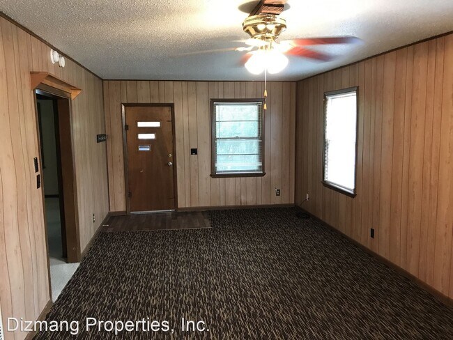 Building Photo - 2 br, 1 bath House - 1936 N Rock Island Ave.