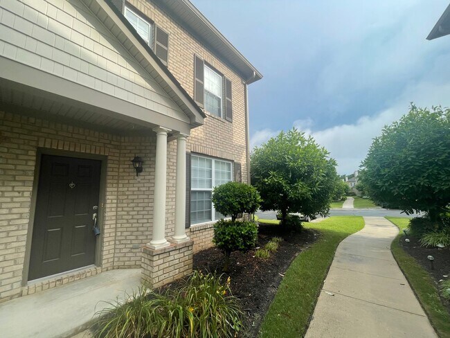 Building Photo - SOUGHT AFTER RED MILL VILLAGE