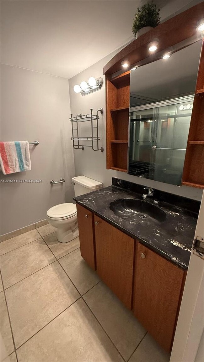 Building Photo - 2049 S Ocean Dr