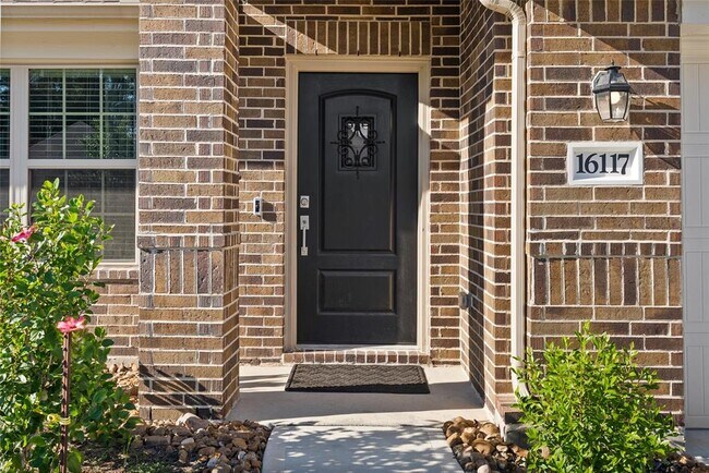 Building Photo - 16117 Long Boat Ct
