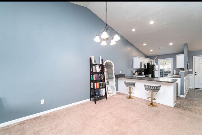 Building Photo - 205 Haley Dr
