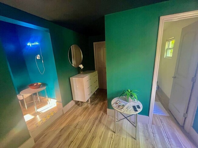 Foto del edificio - 625 NE 13th Ave