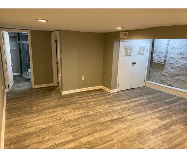 Foto del edificio - 2922 Grantley Ave