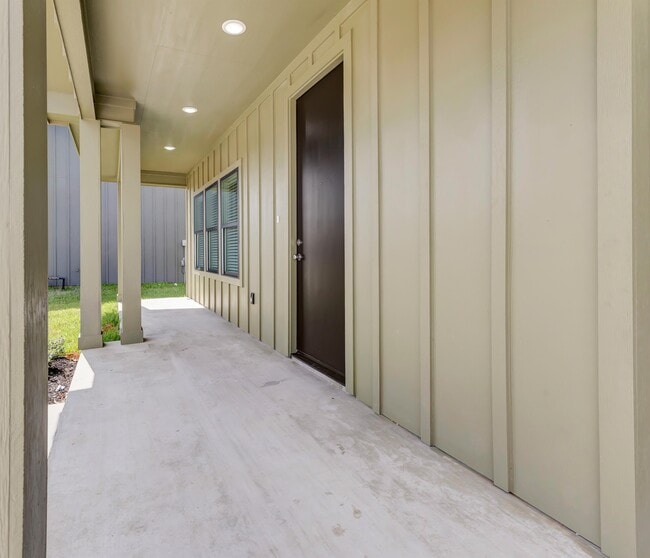 Photo - 3013 Alpha Wolf Ct House