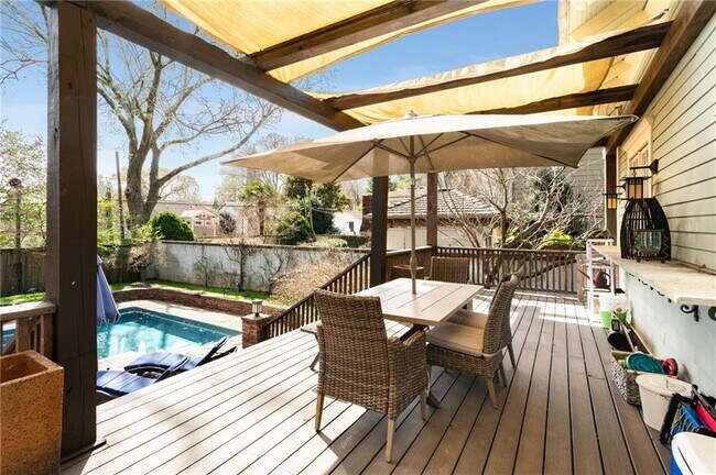 Foto del edificio - 349 9th St NE