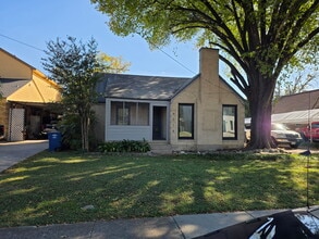 Building Photo - 4518 Capitol Ave