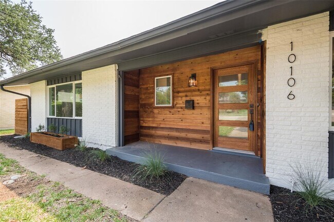 Building Photo - 3 br, 2 bath House - 10106 Northcliff Dr