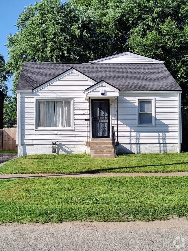 Building Photo - 1647 Phyllis Ave