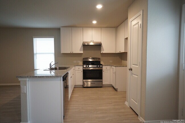 Building Photo - 9807 Morgans Mills