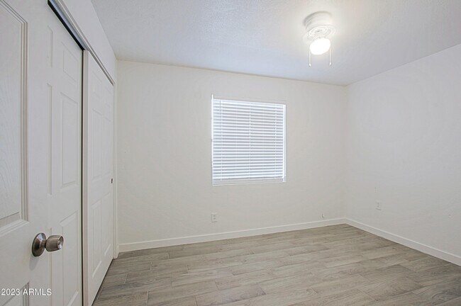 Foto del edificio - 13207 North 21st Pl