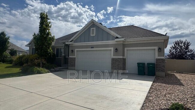 Building Photo - 13022 Sand Creek Dr