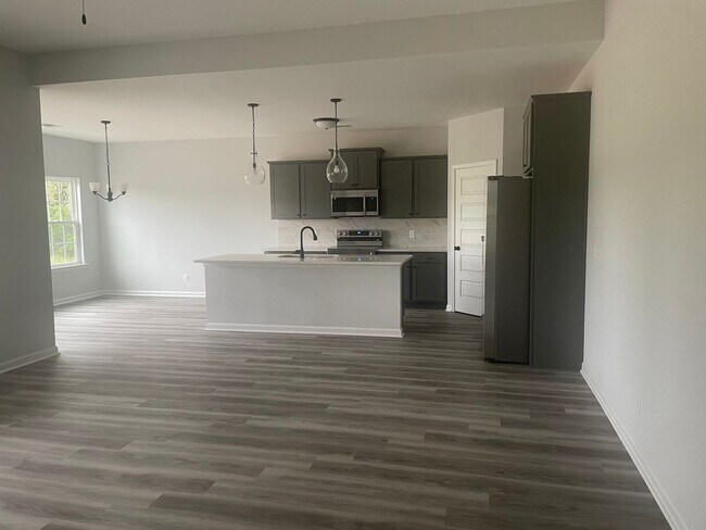 Foto del edificio - FOR RENT