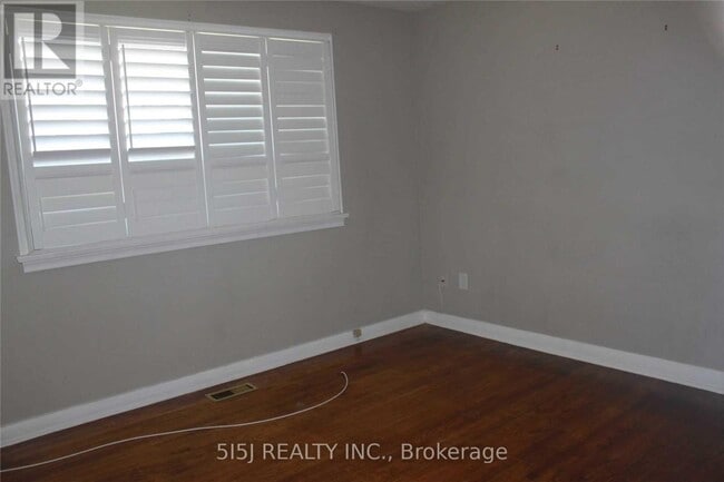 Building Photo - 212 Lee Ave