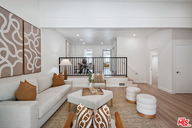 Foto del edificio - 17109 Palisades Cir