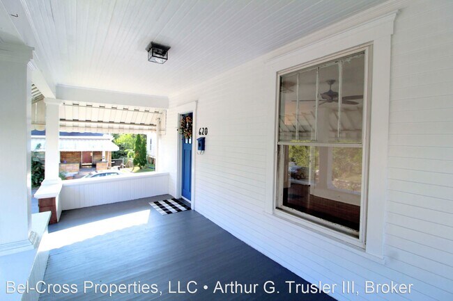 Foto del edificio - 3 br, 1 bath House - 620 Alma Street