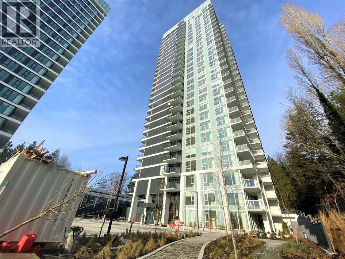 Photo principale - 595-595 Austin Ave