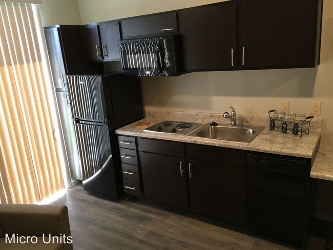 Building Photo - 2602 Springdale St