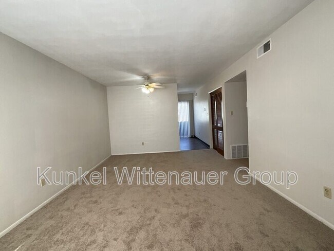 Foto del edificio - 900 8th St