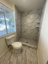 Building Photo - 2611 Belle Ter
